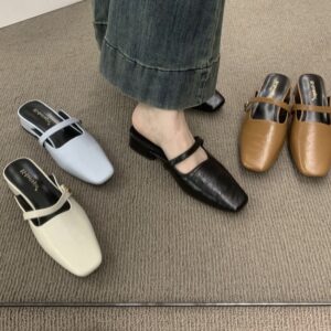 Square-Toe Mary Jane Mule with Single Strap Chunky Low-Heel Vintage-Style Covered-Toe Sandals