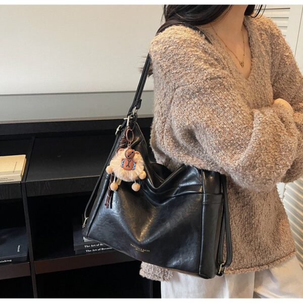 Multifunctional Casual Vintage Large Capacity Shoulder Bag (Can be used as a backpack)
