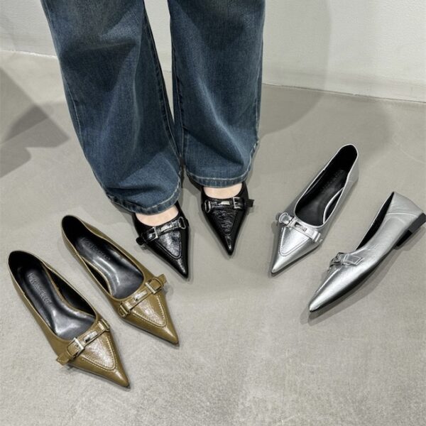 Multi-color metal buckle pointed-toe low-heel shoes Retro commuter slip-on flats