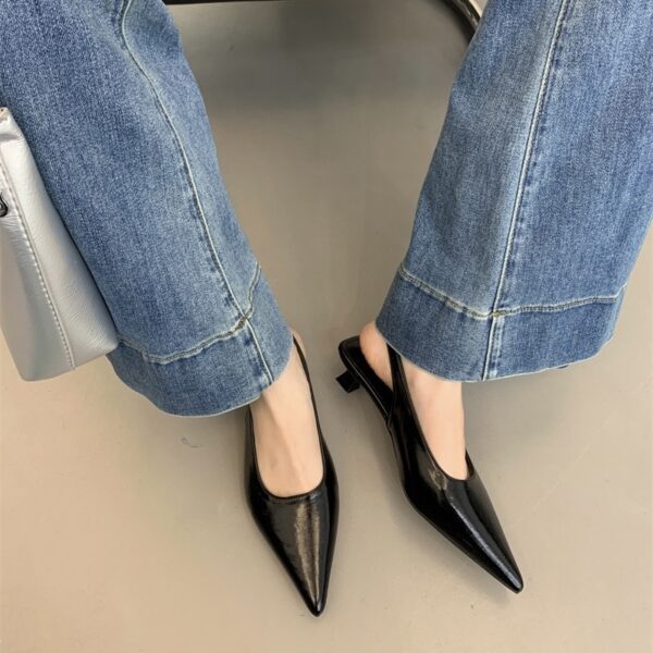Pointed-toe backless metal buckle flats Retro stiletto-heel commuter low-heel sandals
