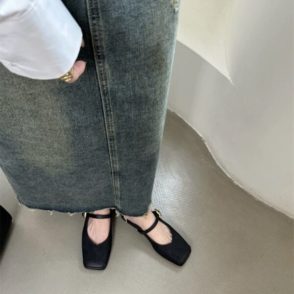 Retro Metal Buckle Mary Jane Mule Shoes Square-Toe Flat-Heeled Covered-Toe Sandals