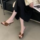 French Vintage Fashion Metal Buckle Pointed-Toe High Heels