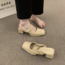 Retro Square-Toe Mules Chunky Heel Strap-Up Toe-Covered Sandals