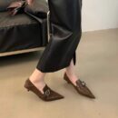 Multi-color pointed-toe metal buckle flats Retro-inspired low-cut pumps for everyday wear