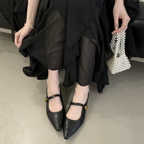 Retro Metal Buckle Pointed-Toe Mary Jane Mules Strappy Flat-Soled Closed-Toe Sandals