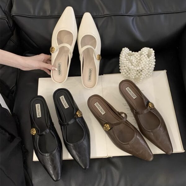 Retro Metal Buckle Pointed-Toe Mary Jane Mules Strappy Flat-Soled Closed-Toe Sandals