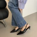 Pointed-toe backless metal buckle flats Retro stiletto-heel commuter low-heel sandals