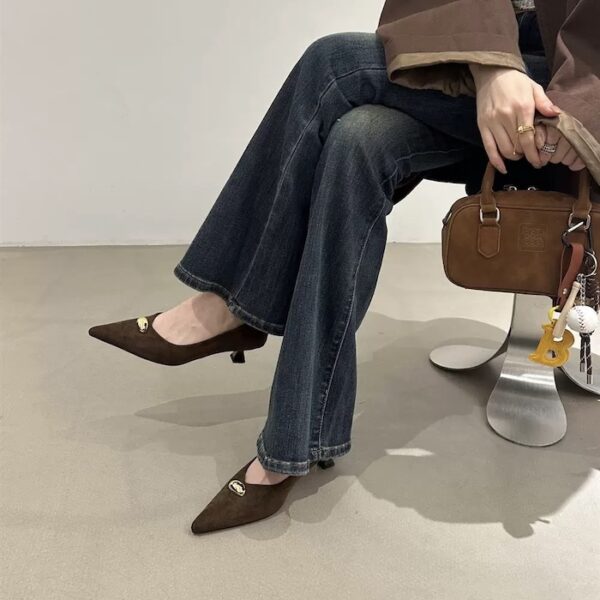 Fashion Metal Buckle Pointed-Toe Shoes Retro Slim-Heel Mid-Heel Commuter Shoes