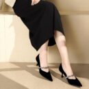 Seductive stilettos with pointed toes