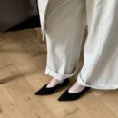 Retro suede pointed-toe low-heel flat shoes