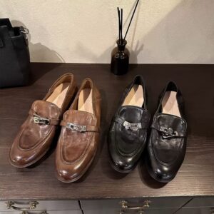 Vintage-Style Handcrafted Leather Loafers with Buckle Closure